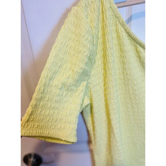 G By Giuliana Chartreuse One Shoulder Short Sleeve Top Size Large City Chic NWOT - Picture 4 of 7